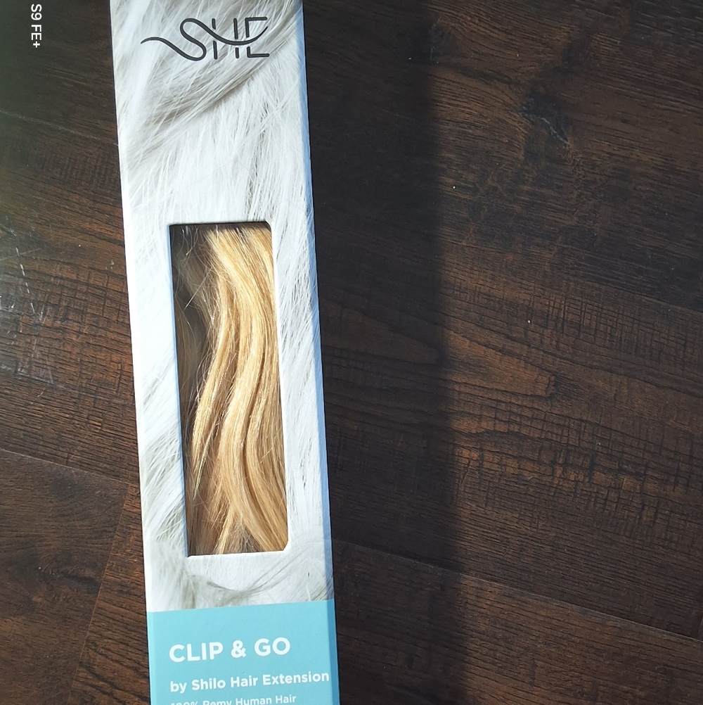 Clip & Go Blonde Hair Extension - Honey Blonde